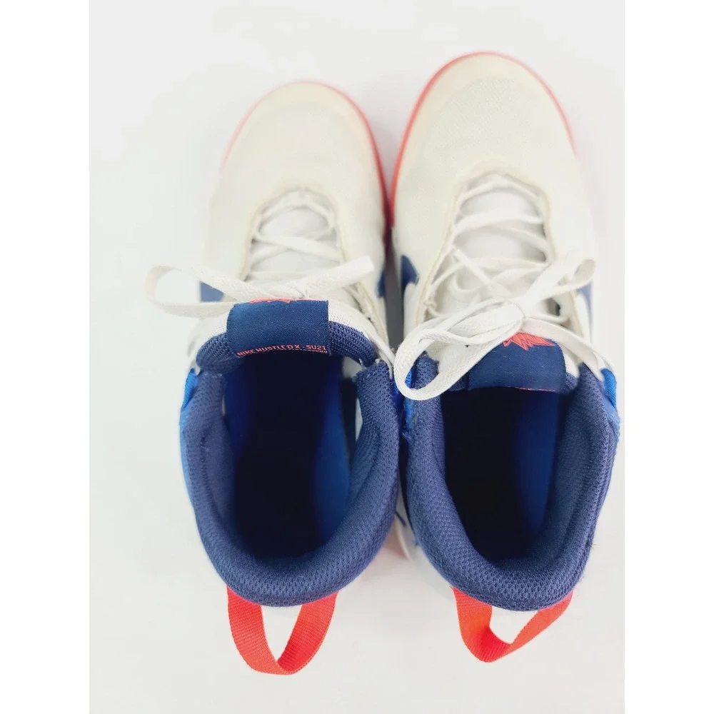Nike sports casual